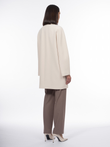 Пальто из плотной вискозной ткани