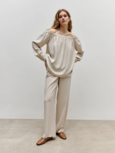 Прямые брюки с карманами