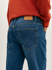 Джинсы из эластичного хлопка