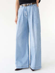 Широкие джинсы с защипами из эластичного денима средней плотности