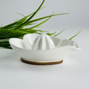 235-043 Соковыжималка для цитрусовых 14см на подставке TROPICAL в под.уп.(х36)Фарфор