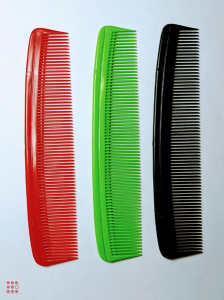 Расческа средняя,  153х31 мм