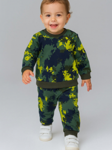 Комплект для мальчика: толстовка, брюки