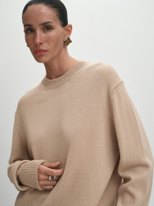 Джемпер оверсайз из шерсти мериноса