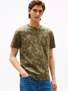 Allover Leaf Print Pocket T-Shirt
