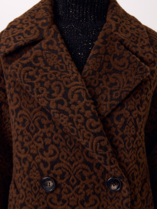 Полупальто из премиальной шерсти с мембраной и утеплённой спинкой