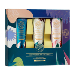 Набор увлажняющих кремов для рук SOYRAIE