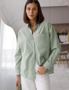 Блузка свободная с карманом из хлопка