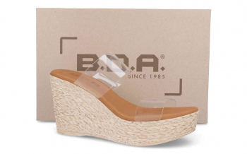 1943 - BDA
                SANDALIAS DE CUNA