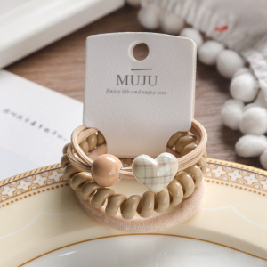 Набор резинок для волос 3 шт. бежевые (Пружинка, Тканевая, СЕРДЦЕ с шариком)