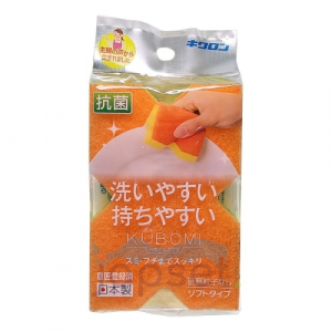 Kubomi Sponge Courer Non Scratch Губка для посуды, с антибактериальной пропиткой, двухслойная, мягкий верхний слой, цвет оранж/желтый, 1шт/уп