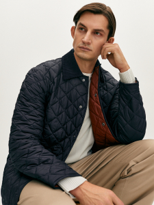 Утепленная стеганая куртка с влагозащитной пропиткой