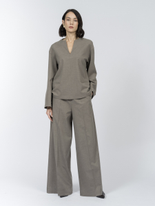 Блуза с комбинированным вырезом