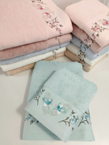 Махровое полотенце 