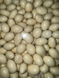 Миндаль в белом шоколаде 1 кг