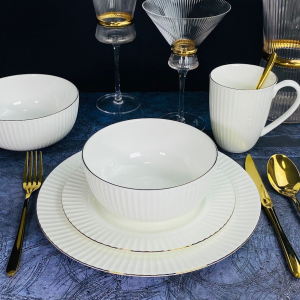 305-333 Обеденный сервиз 24пр. в под.уп.(х1)Фарфор