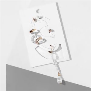 Набор серьги и каффы «Цацки», 7 шт. классика, белый в золоте