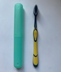 Зубная щетка с бамбуковым углем в футляре