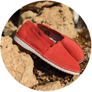 АВ. Zapatos CAMPING FUEGO РАСПРОДАЖА