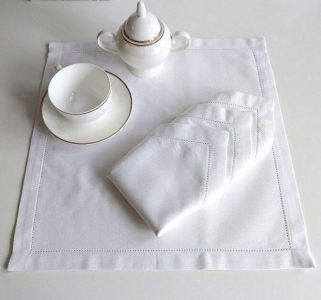 Комплект жаккардовых салфеток 