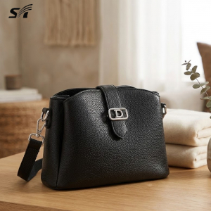 A-22590-Black