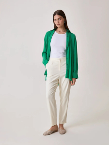 Брюки кэррот с защипами