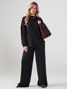 Костюм женский 