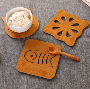 Деревянная подставка для горячего