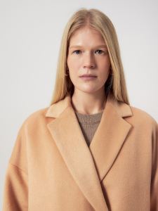 Пальто женское двубортное с мембраной