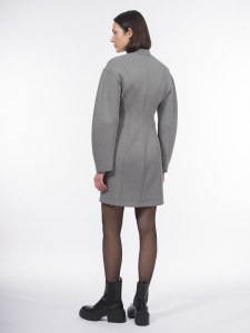 Трикотажное платье на молнии с длинными акцентными рукавами