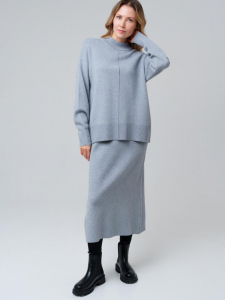 Комплект женский: джемпер, юбка