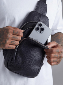 Мужская кожаная сумка Richet 2411LN 873 Черный