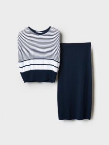 Комплект женский: джемпер, юбка