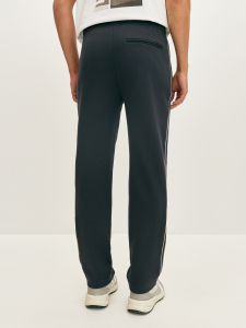 Брюки спортивные