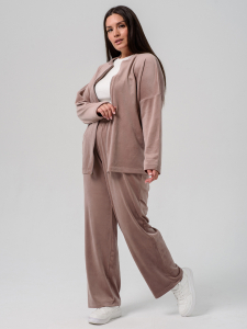 Костюм женский 