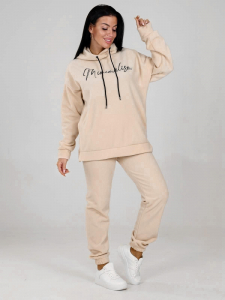 Минимализм - костюм бежевый