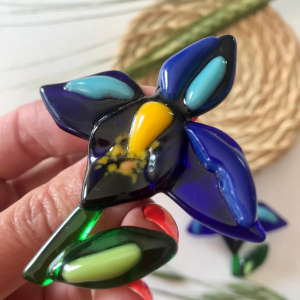 Брошь «Ирис»