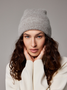Шапка на велюре 40% ангора PR 25022