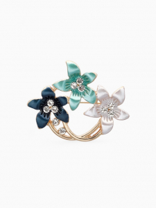 Брошь «Цветы» трио, цвет бело-сине-голубой в золоте