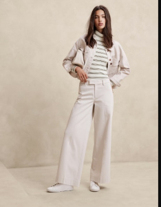 Timeless Turtleneck Top