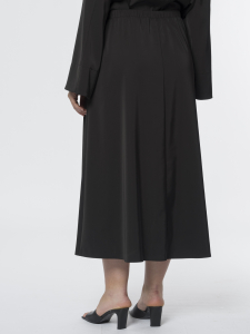 Юбка А-силуэта с атласным блеском