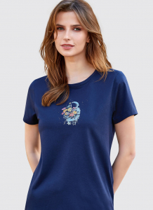 Женская футболка Berrak