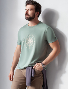 Футболка базовая полуприлегающая из премиального хлопка с принтом