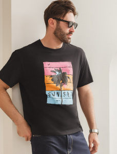 Свободная футболка  с авторским принтом