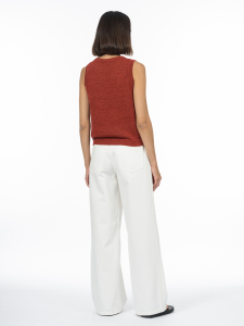 Вязаный топ из ленточной пряжи