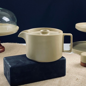 235-130 Чайник заварочный 1200мл TROPICAL в под.уп.(х18)Фарфор