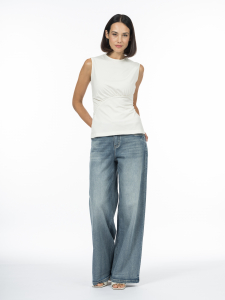 Топ из вискозного трикотажа с асимметричной сборкой