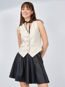 Жилет эко-кожа на подкладке  OD-931-2 бежевый