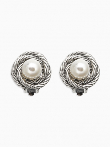 Серьги клипсы для ушей QF «Грейс», закругление с бусиной, белые в чернёном серебре