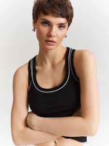 Трикотажный топ